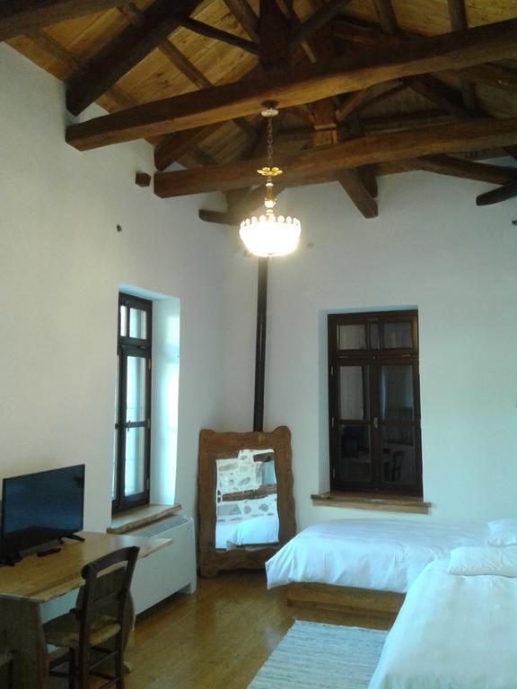 Sabouko Guest House วิซิตซา ภายนอก รูปภาพ